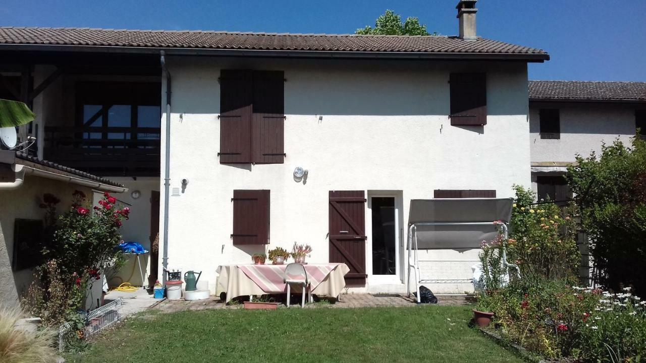 Chambre D'Hote Le Pin La Tour-du-Pin Dış mekan fotoğraf